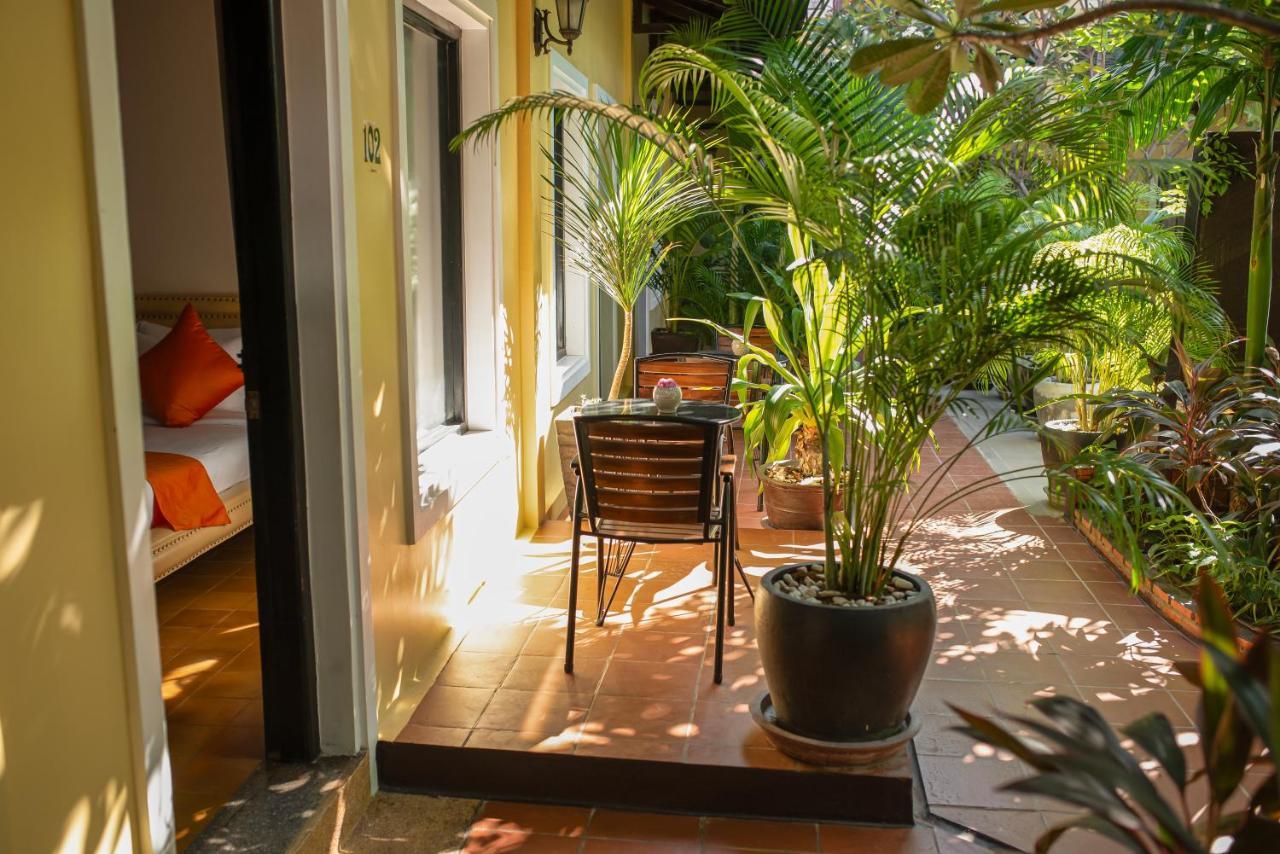 Ravady D'Angkor Hotel Siem Reap Bagian luar foto