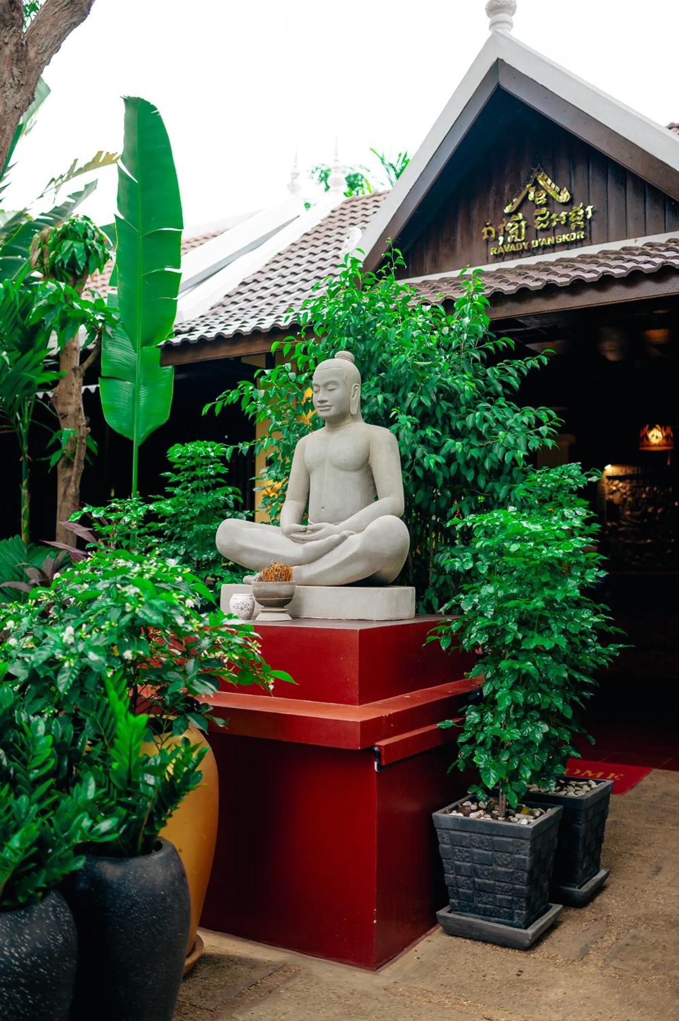 Ravady D'Angkor Hotel Siem Reap Bagian luar foto